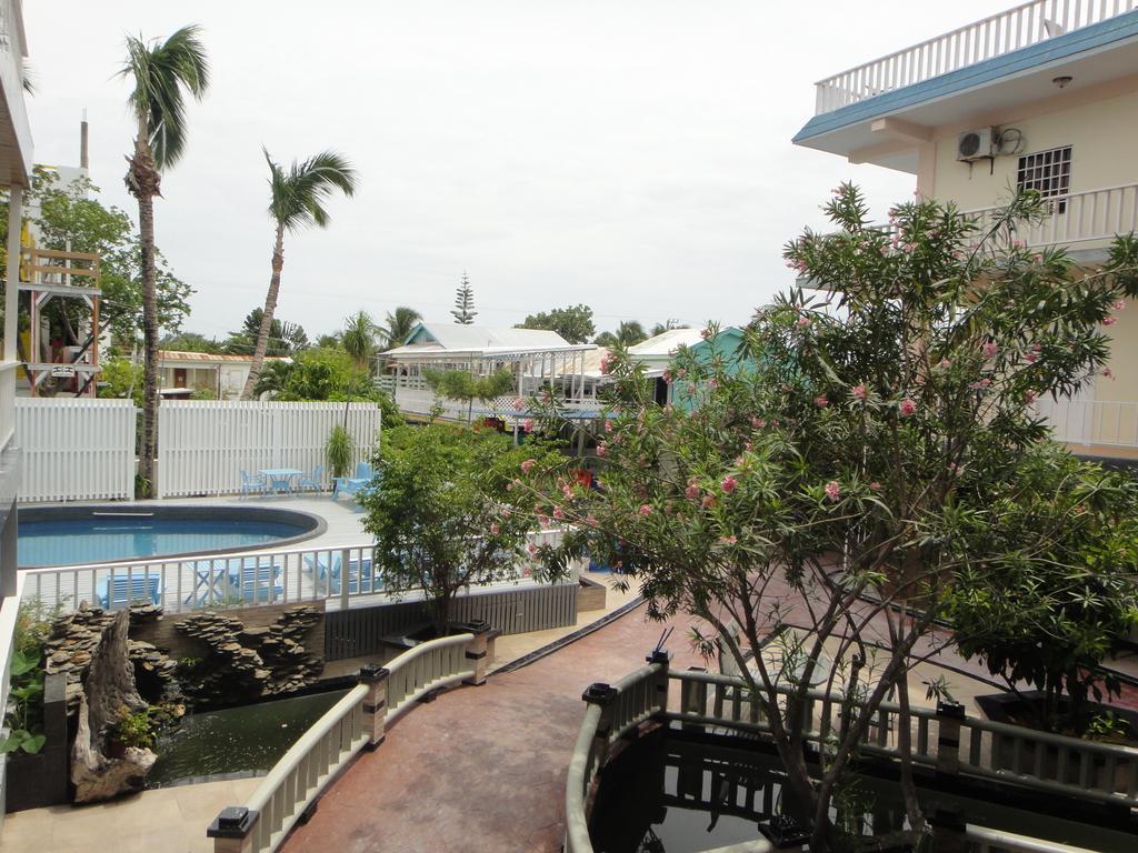 China Town Hotel Caye Caulker Exteriér fotografie